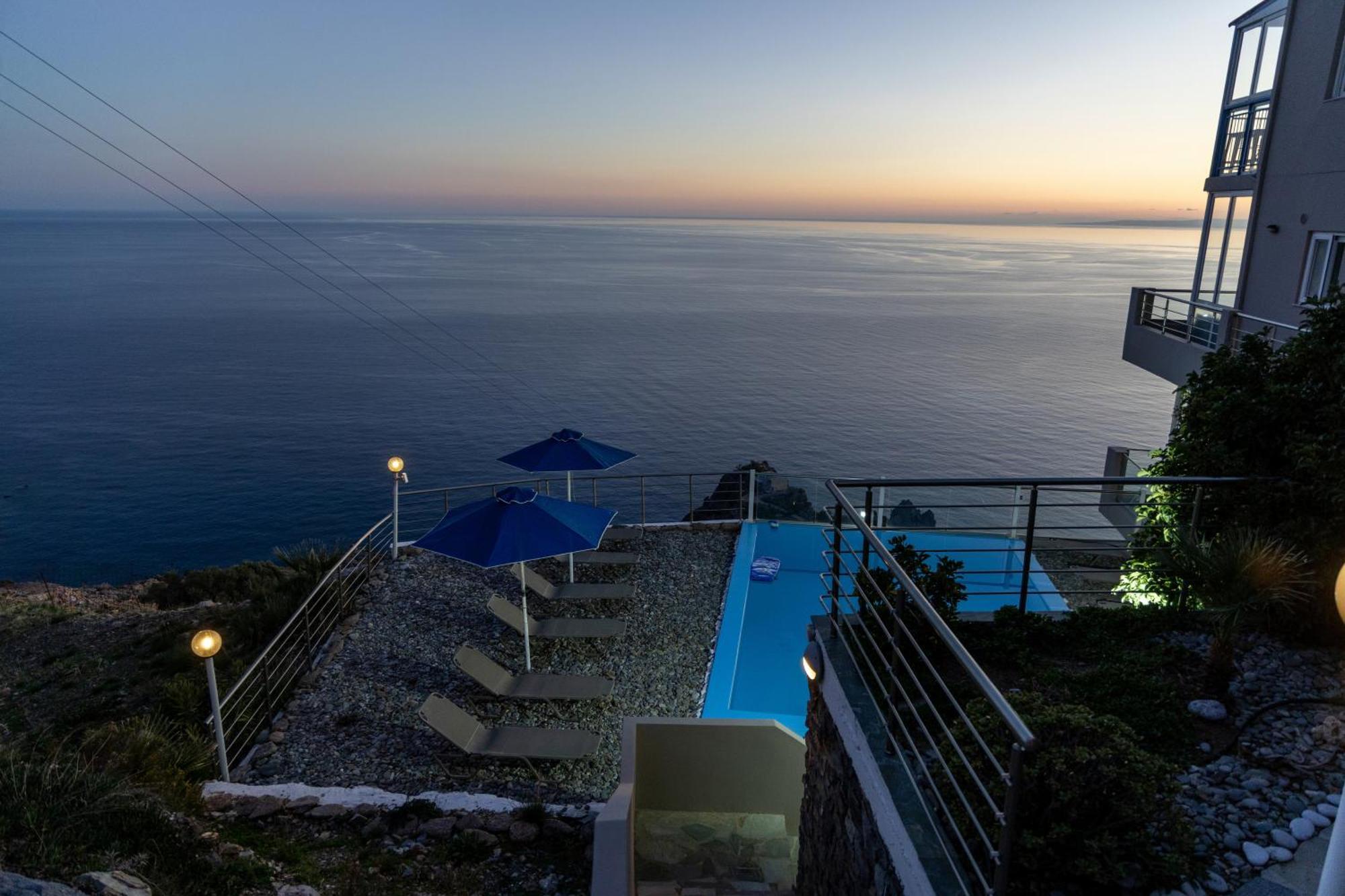 Akrotiri Panorama- Luxury Rental Apartments With Sea View Rodakino Eksteriør billede